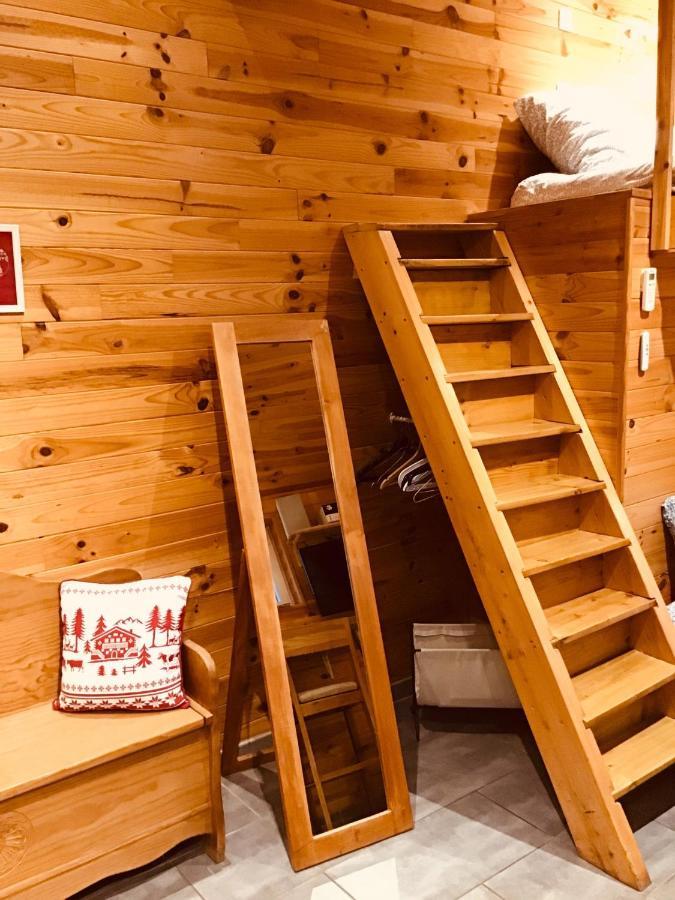 Le Chalet De La Ferme Du Tertre Villers-au-Tertre Ngoại thất bức ảnh