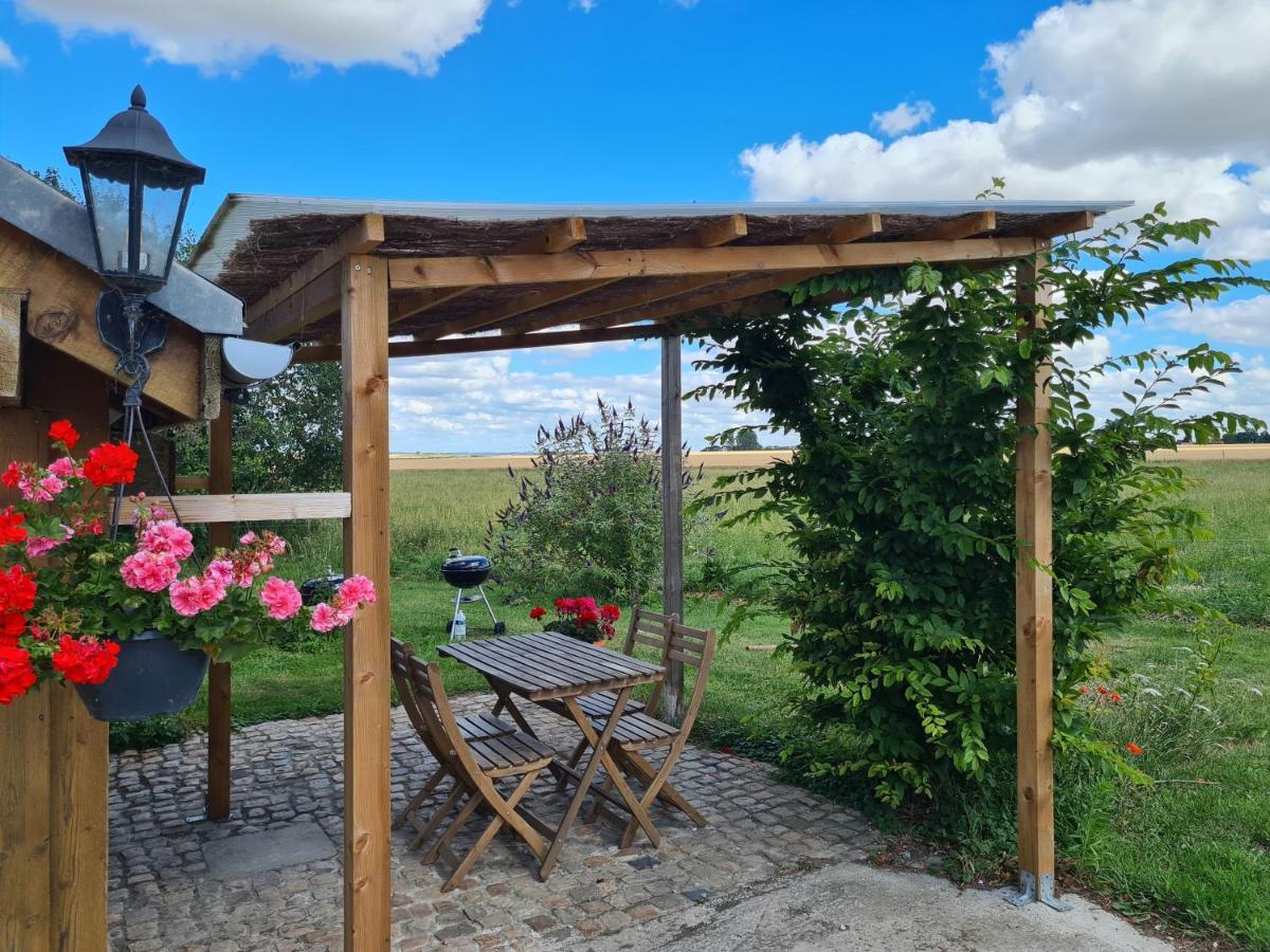 Le Chalet De La Ferme Du Tertre Villers-au-Tertre Ngoại thất bức ảnh